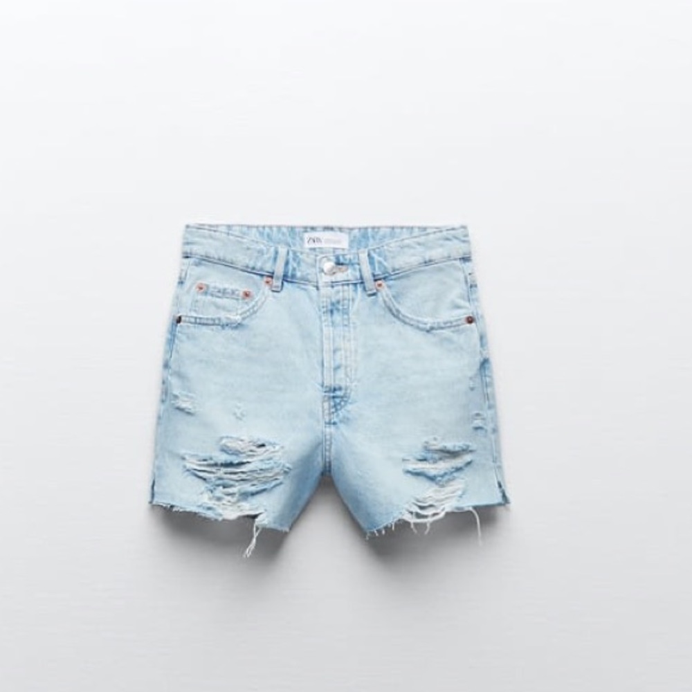 Zara Straight Fit Split Hem Denim Short